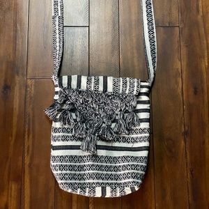 Woven Shoulder Bag